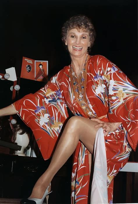 Cloris Leachman Nude – Pics and Videos